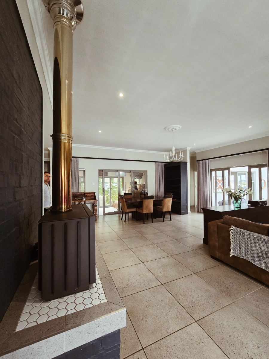 3 Bedroom Property for Sale in Blue Mountain Village Western Cape
